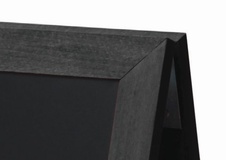 Dřevěný křídový A stojan 815x550, černý