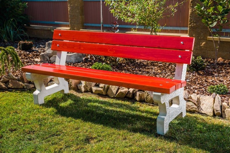 Parková lavička 1500 mm, smrkové latě a betonové nohy hladké pro volné ložení
