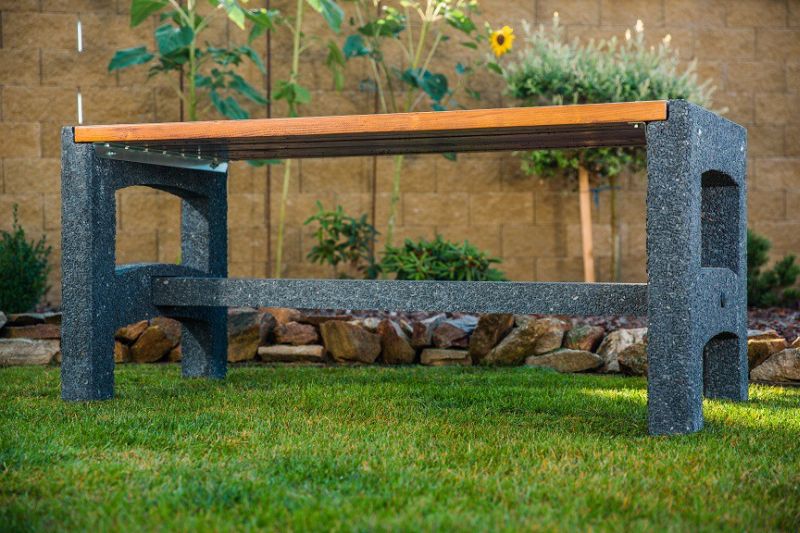 Parkový betonový stůl 1500 mm, nohy beton - Čita černá