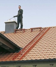 ZARGES střešní žebřík profi 10 přičlí, barva hnědá