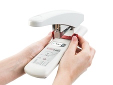 Sešívačka B 40, 100 listů, šedá