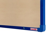 Textilní nástěnka boardOK s modrým rámem 600x450