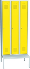 Šatní skříň trojdílná na podlavičce SAL 33 A