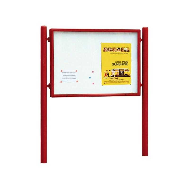 Jednostranná vitrína Carrefour 1255x1700 mm, včetně sloupků, červená