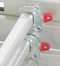 Žebřík G21 třídílný 5,1 m, 3x8 příčlí
