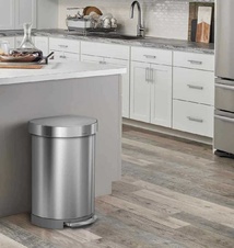 Pedálový půlkulatý odpadkový koš Simplehuman 60l, matný nerez