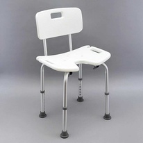 Židle do sprchy s hygienickým výřezem