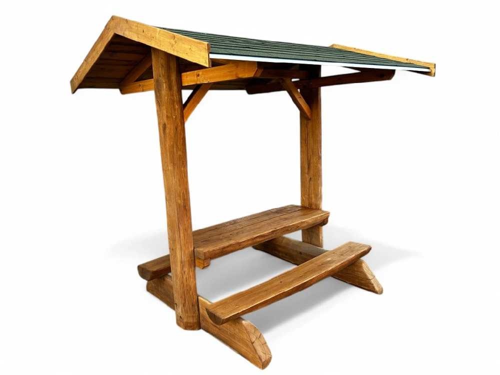 Masivní celodřevěné posezení se stříškou 1900 mm