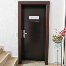 Rottner Teramo ocelová poštovní schránka, hnědá