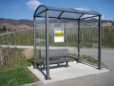 Zastávka autobusu s jedním postranním pláštěm, délka 2500 mm