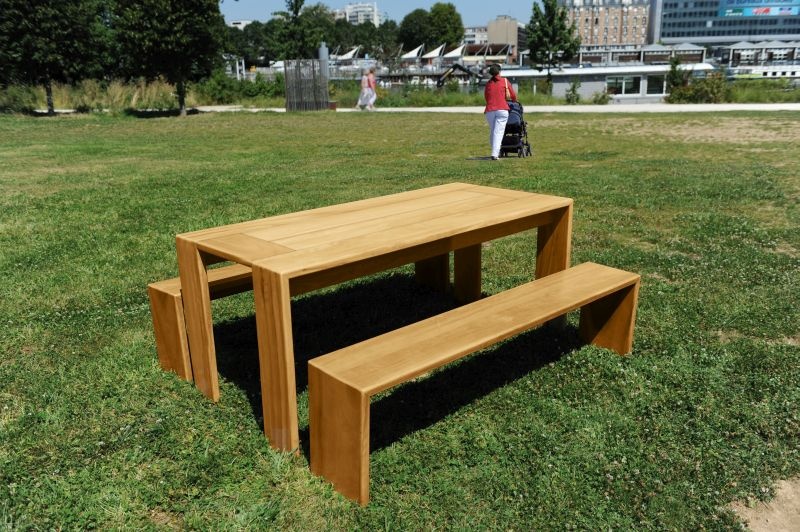 Piknikový stůl s lavicemi COME